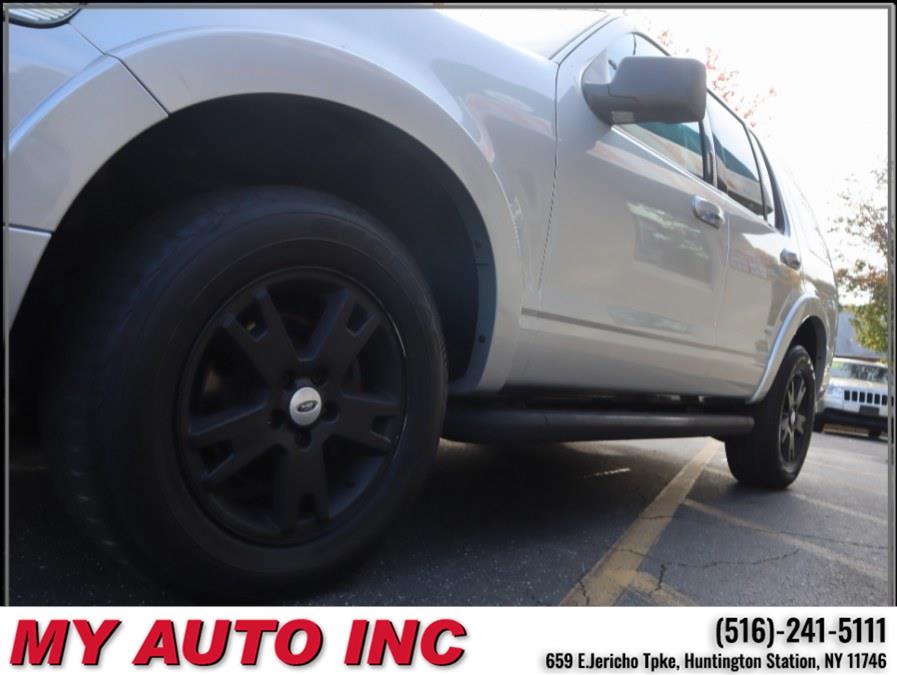 2010 Ford Explorer XLT photo