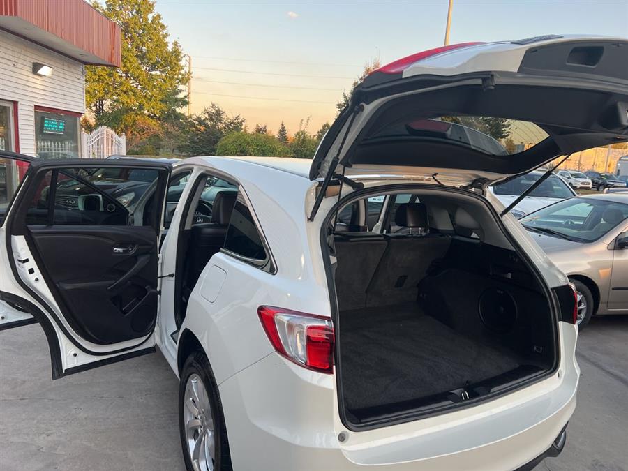 2017 Acura RDX w/Tech AWD 4dr SUV w/Technolog photo