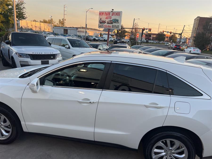 2017 Acura RDX w/Tech AWD 4dr SUV w/Technolog photo