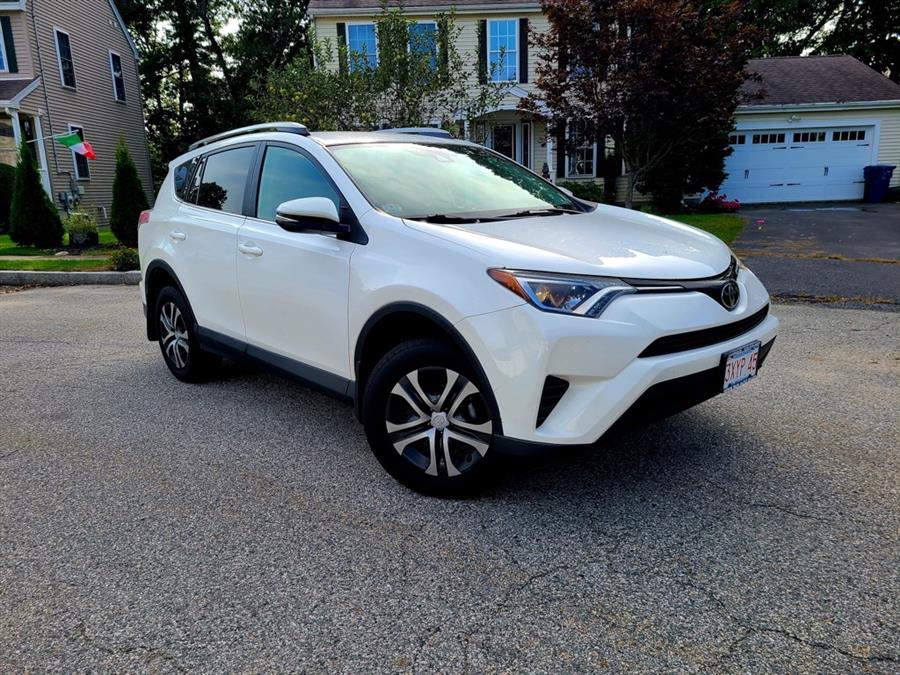 2017 Toyota RAV4 LE photo