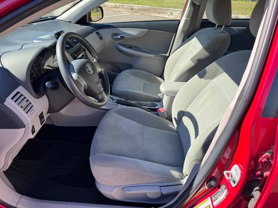2012 Toyota Corolla L photo