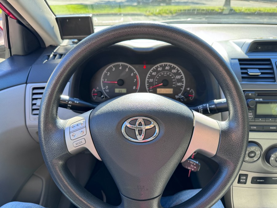 2012 Toyota Corolla L photo