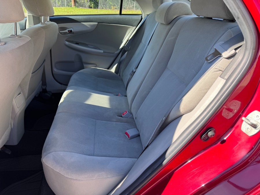 2012 Toyota Corolla L photo