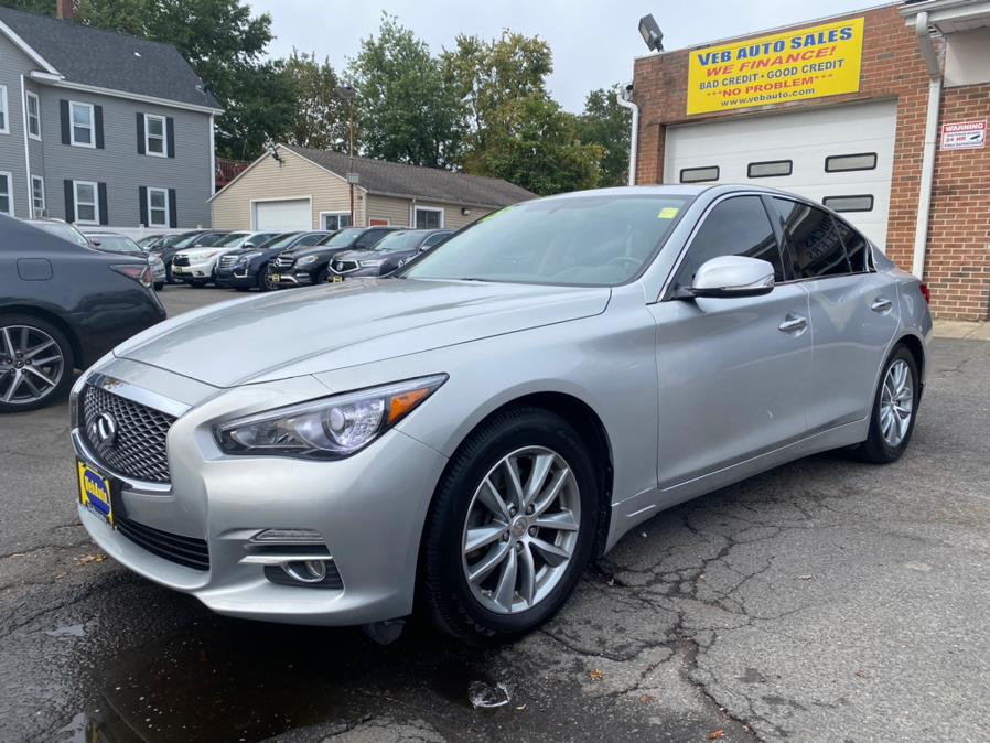 2015 Infiniti Q50 4dr Sdn Premium AWD photo