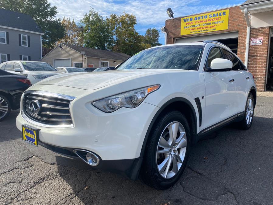 2014 Infiniti QX70 photo