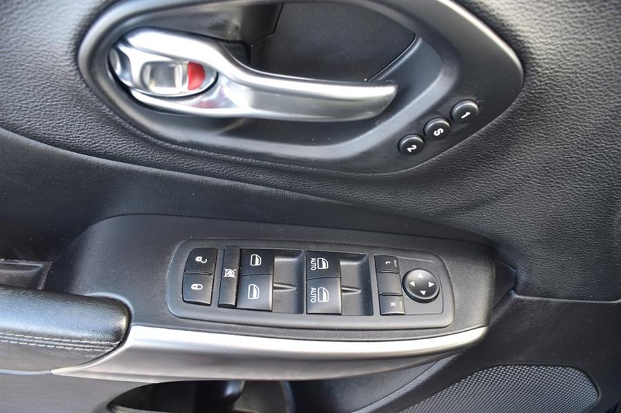 2020 Jeep Cherokee LIMITED photo