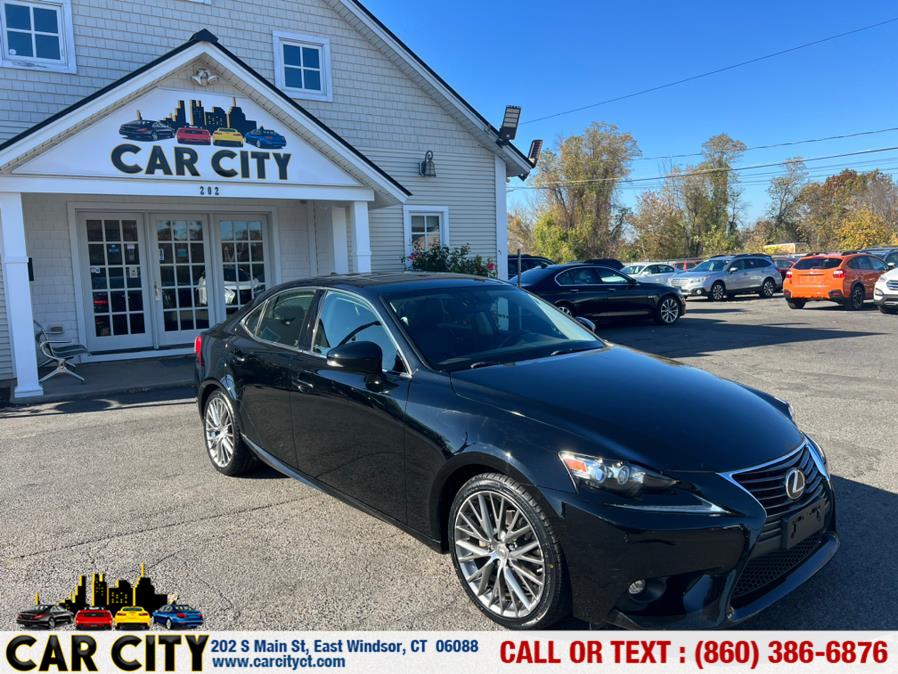 2015 Lexus IS 250 photo