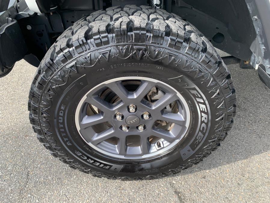 2020 Jeep Gladiator Overland 4x4 photo