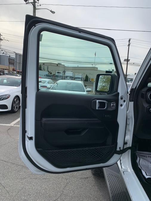 2020 Jeep Gladiator Overland 4x4 photo