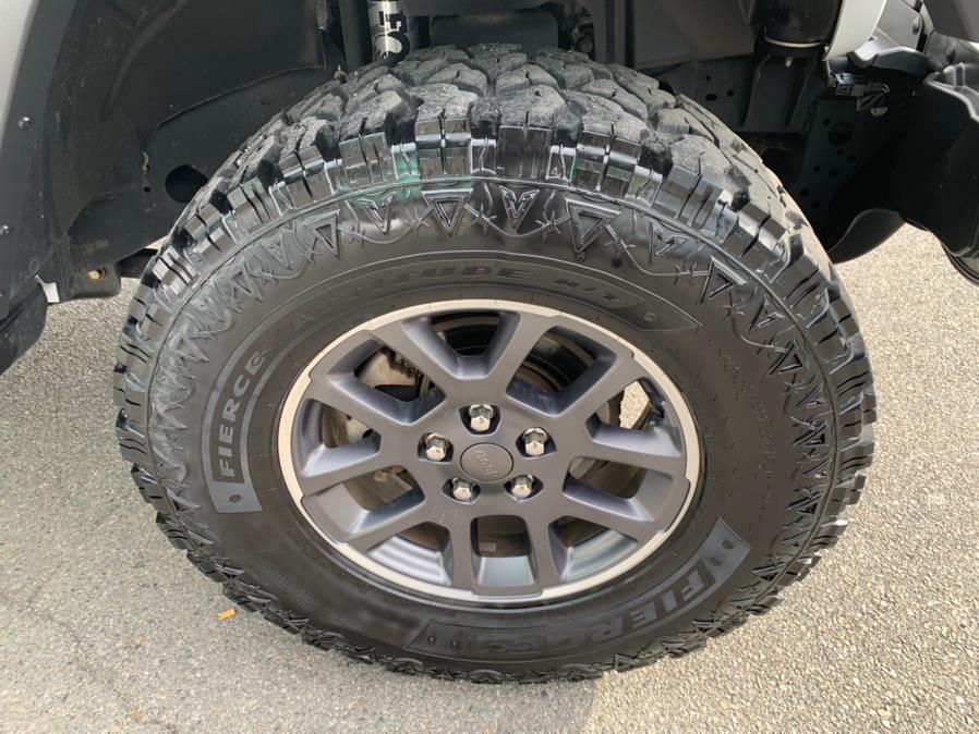 2020 Jeep Gladiator Overland 4x4 photo