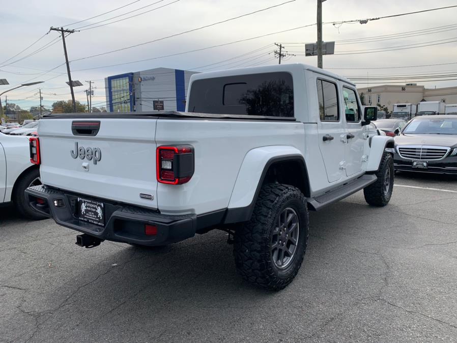 2020 Jeep Gladiator Overland 4x4 photo