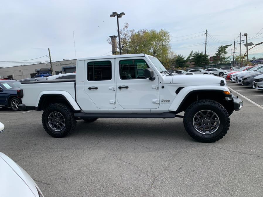 2020 Jeep Gladiator Overland 4x4 photo