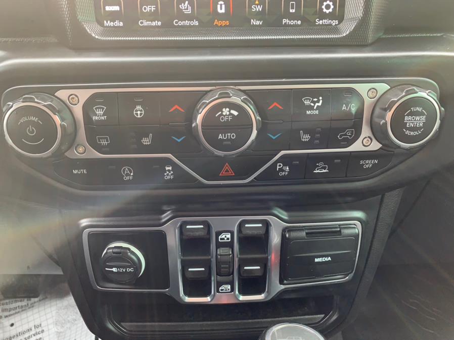 2020 Jeep Gladiator Overland 4x4 photo