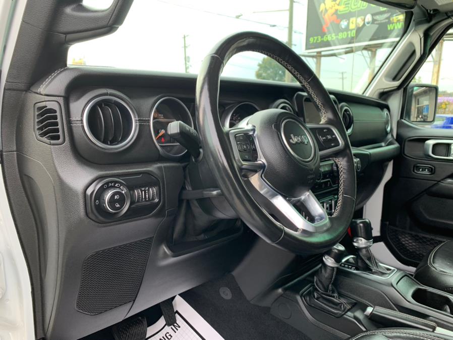 2020 Jeep Gladiator Overland 4x4 photo