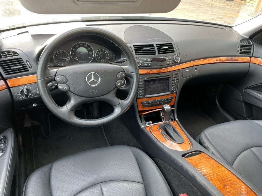 2009 Mercedes-Benz E-Class E350 photo