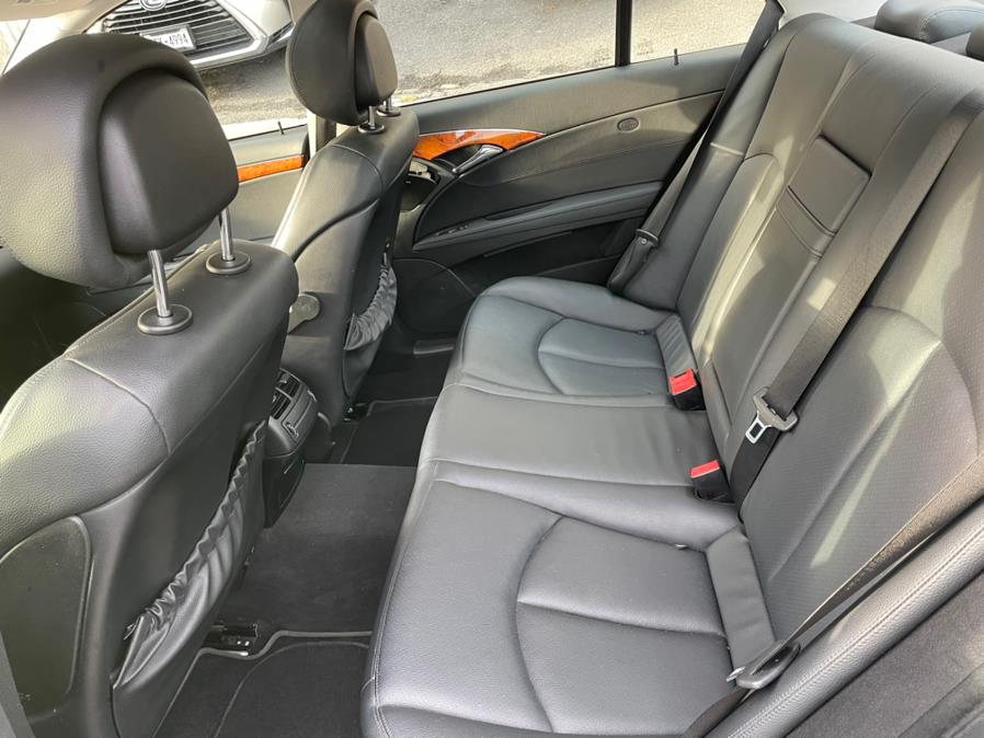 2009 Mercedes-Benz E-Class E350 photo