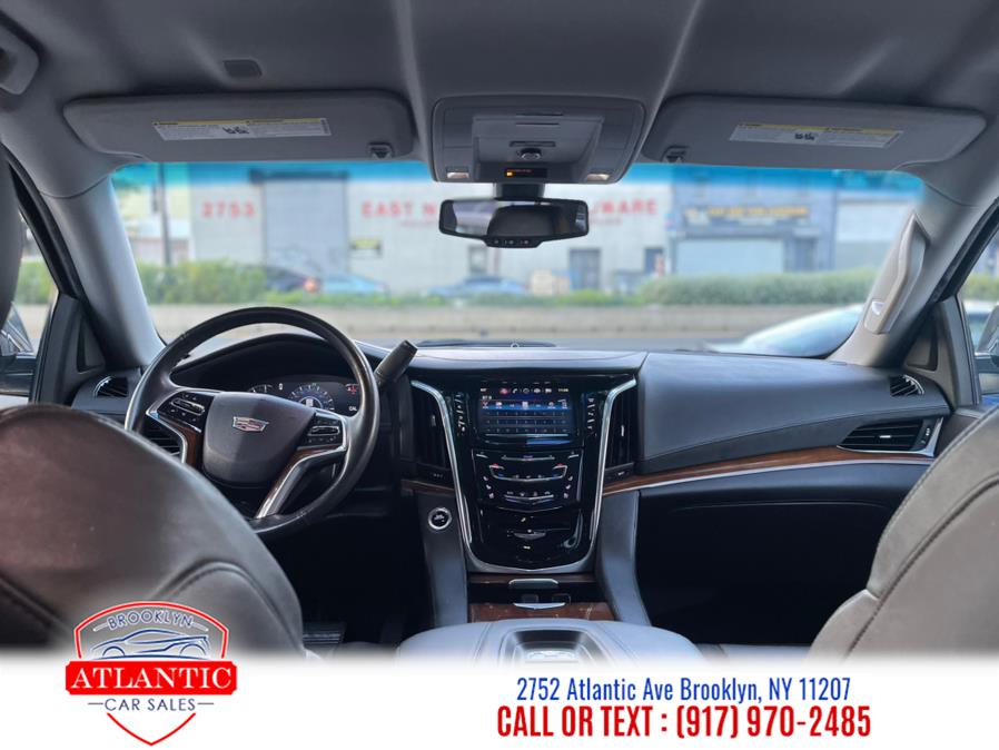 2018 Cadillac Escalade 4WD 4dr photo