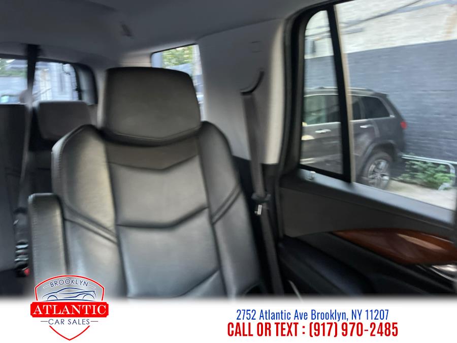 2018 Cadillac Escalade 4WD 4dr photo