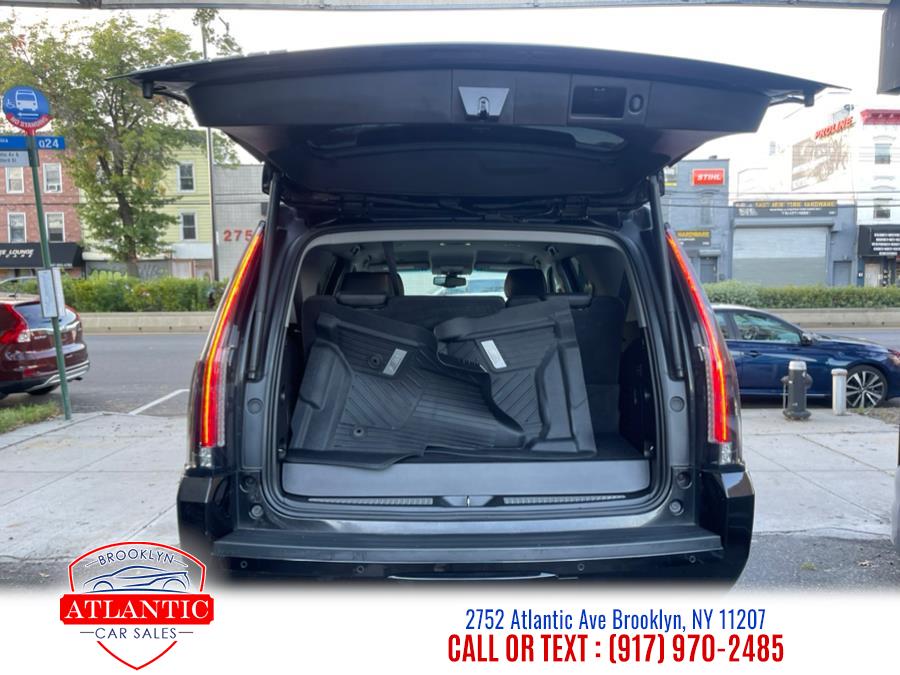 2018 Cadillac Escalade 4WD 4dr photo