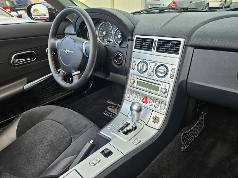 2005 Chrysler Crossfire SRT-6 photo