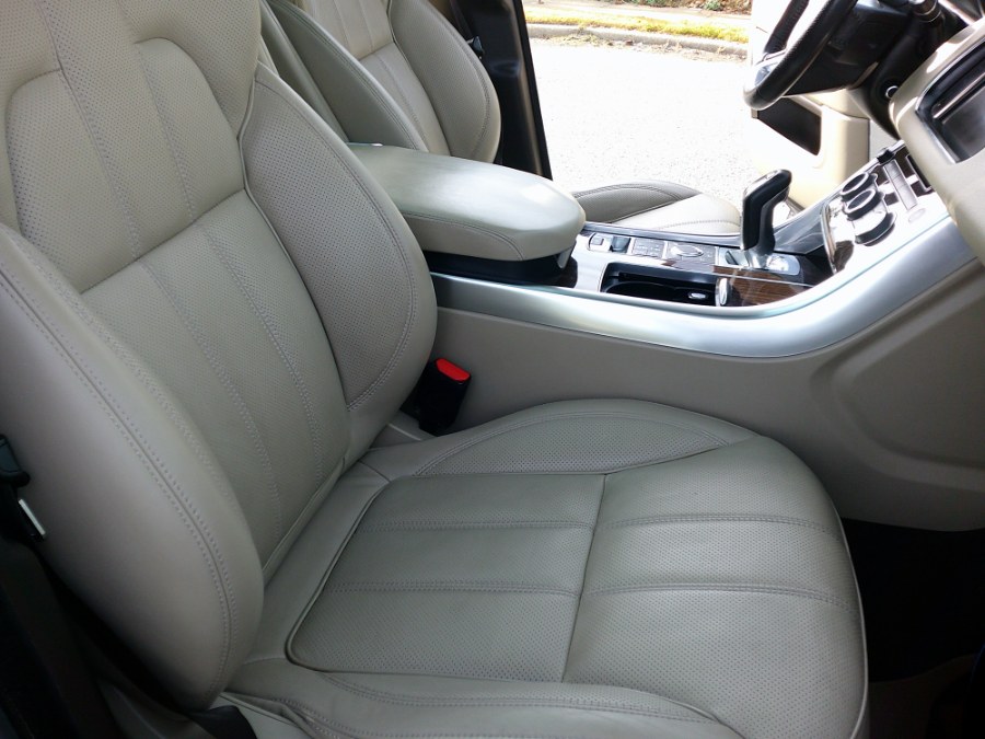 2016 Land Rover Range Rover Sport 4WD 4dr V6 Diesel HSE photo