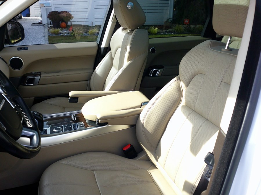 2016 Land Rover Range Rover Sport 4WD 4dr V6 Diesel HSE photo