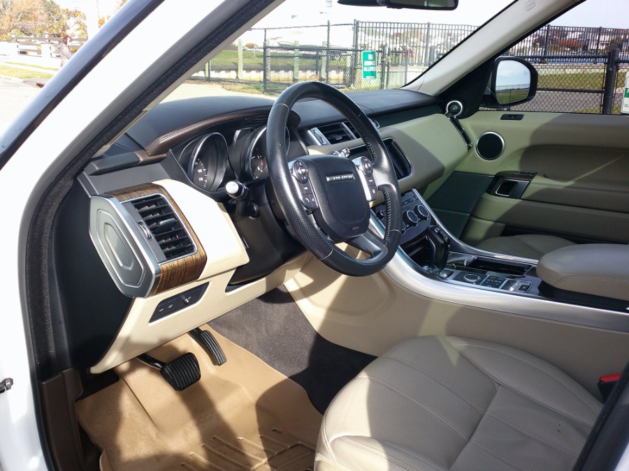 2016 Land Rover Range Rover Sport 4WD 4dr V6 Diesel HSE photo