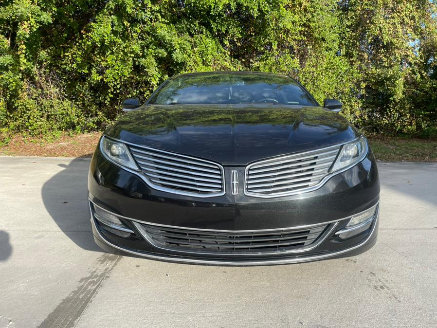 2013 Lincoln MKZ photo