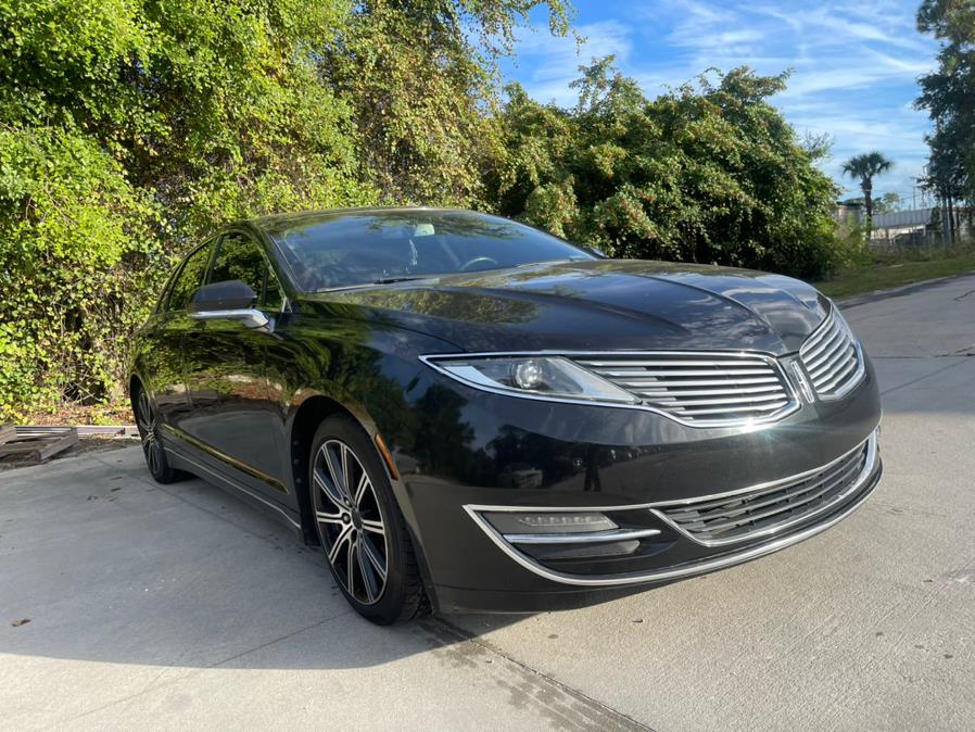 2013 Lincoln MKZ photo