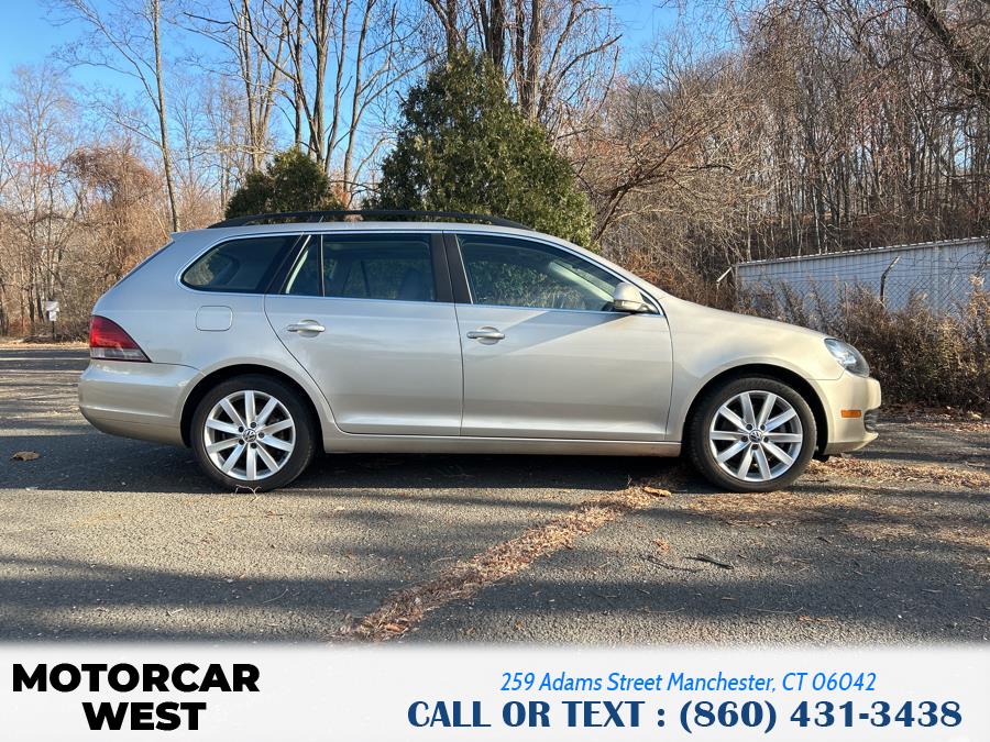 2013 Volkswagen Jetta SportWagen TDI photo