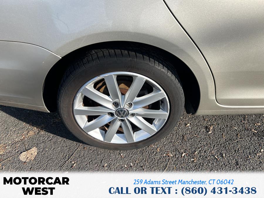 2013 Volkswagen Jetta SportWagen TDI photo