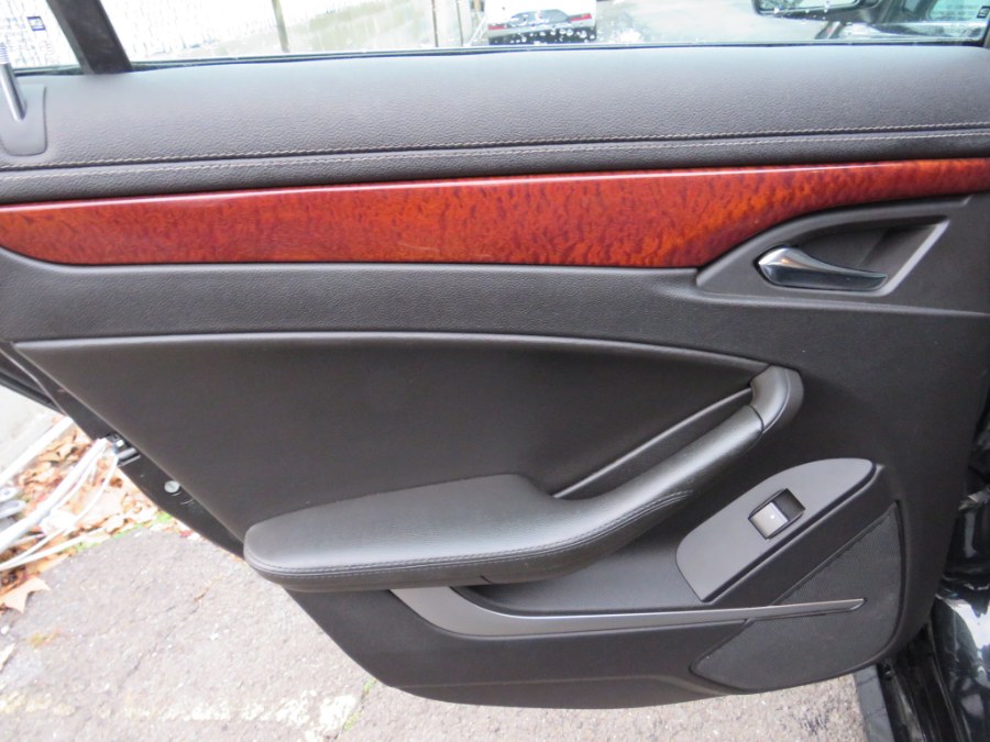 2011 Cadillac CTS 3.6L Premium photo