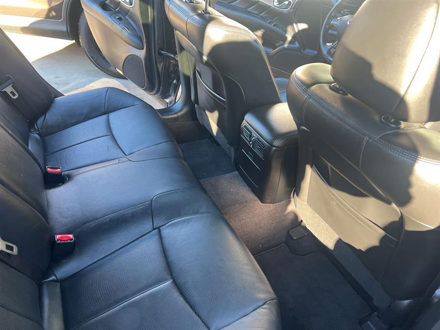 2015 Infiniti Q70 3.7 AWD 4dr Sedan photo