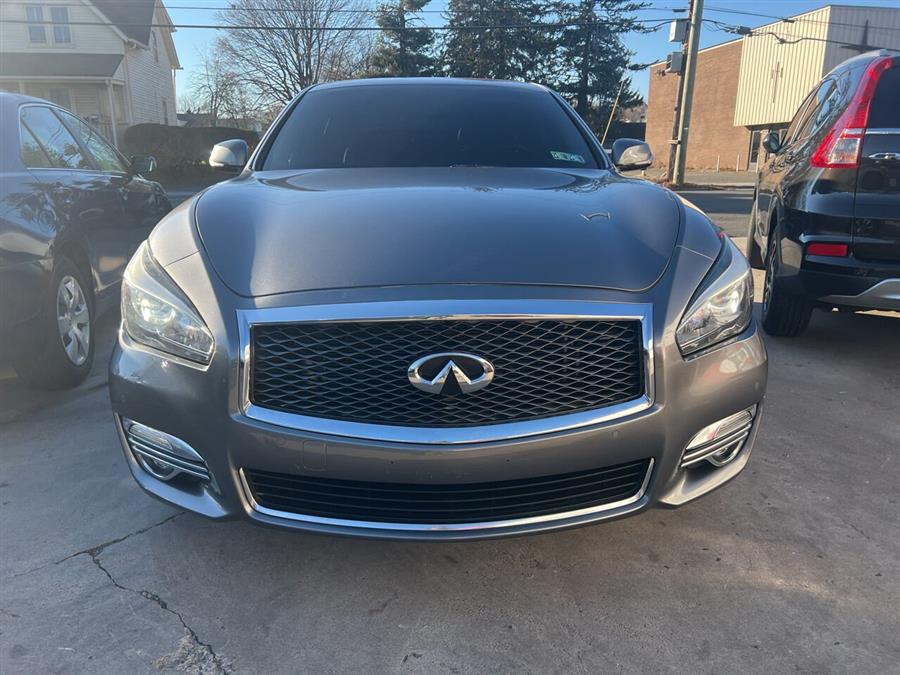 2015 Infiniti Q70 3.7 AWD 4dr Sedan photo