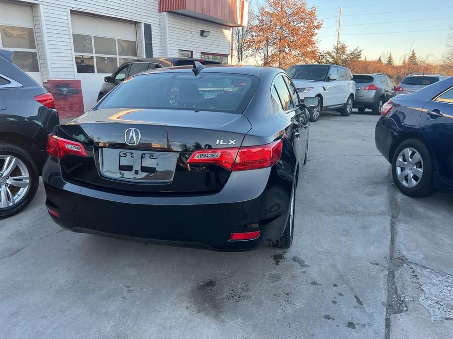2013 Acura ILX 2.0L photo