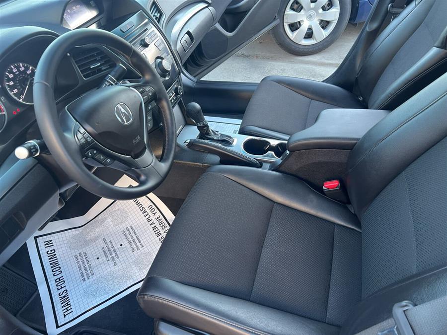 2013 Acura ILX 2.0L photo