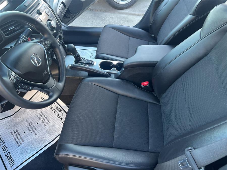 2013 Acura ILX 2.0L photo