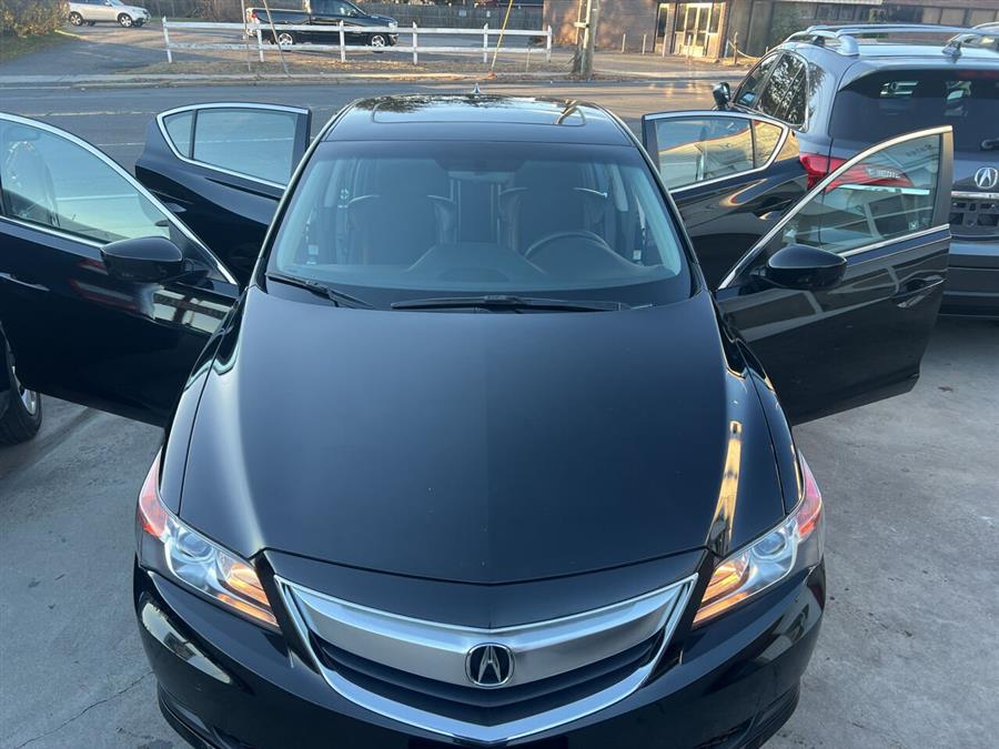 2013 Acura ILX 2.0L photo