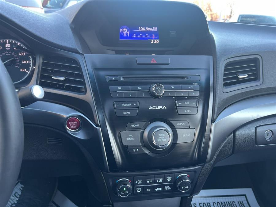 2013 Acura ILX 2.0L photo