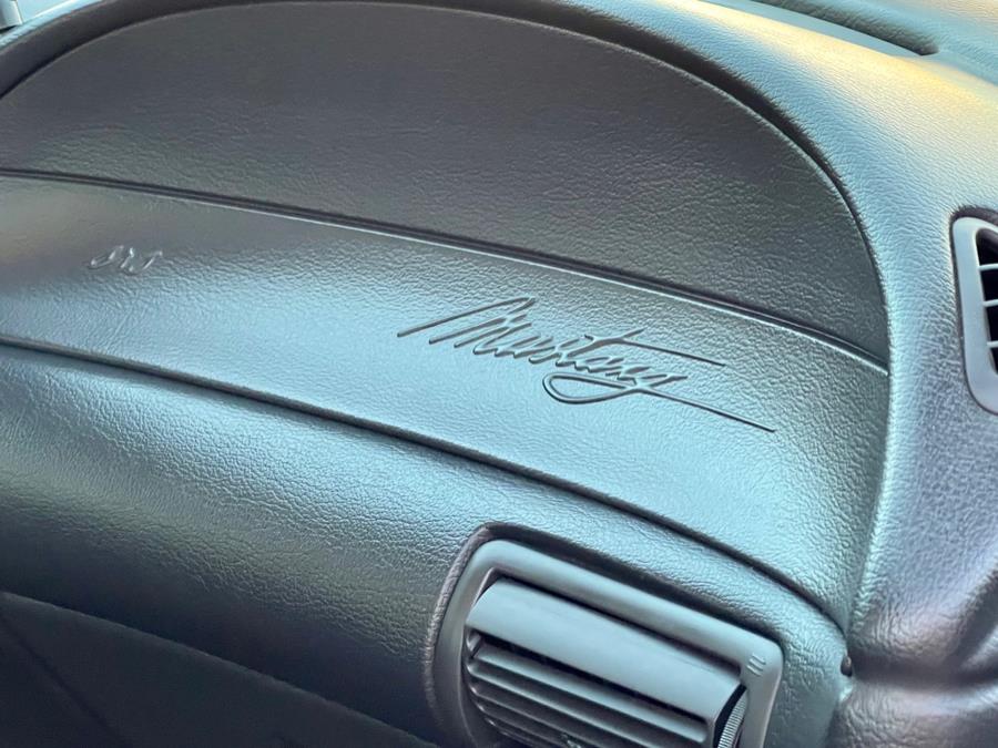 2000 Ford Mustang GT photo