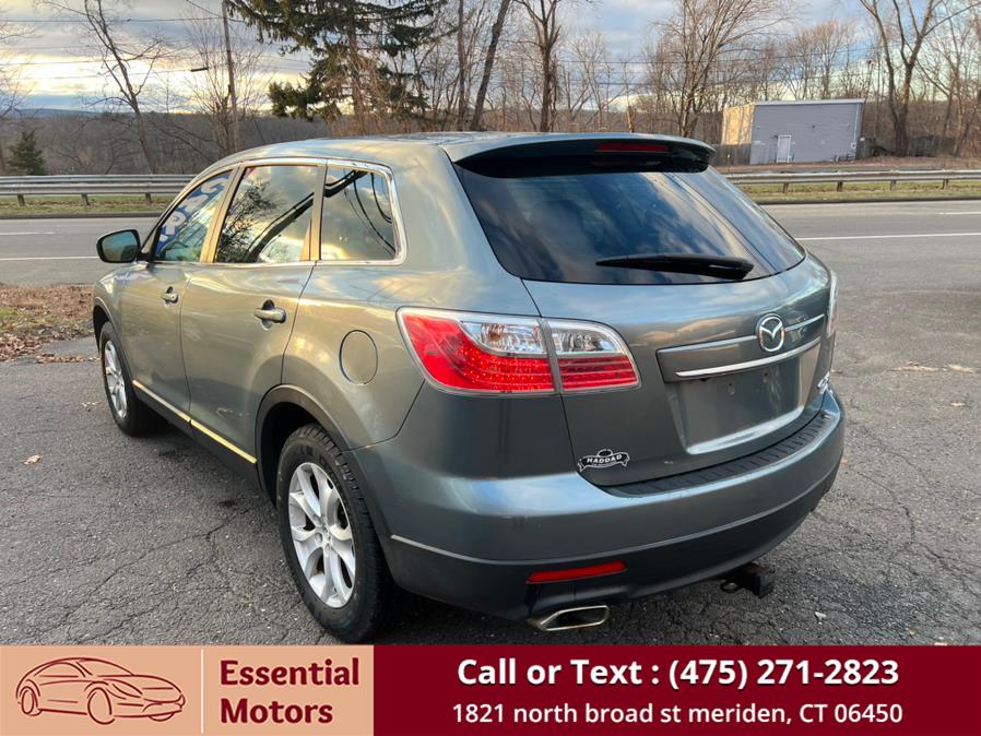 2011 Mazda CX-9 Touring photo