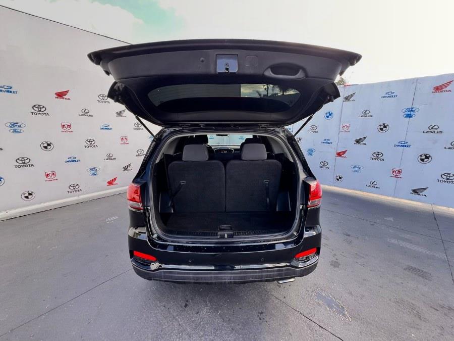 2019 Kia Sorento S V6 FWD photo