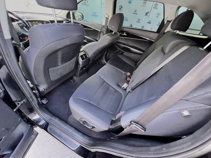 2019 Kia Sorento S V6 FWD photo