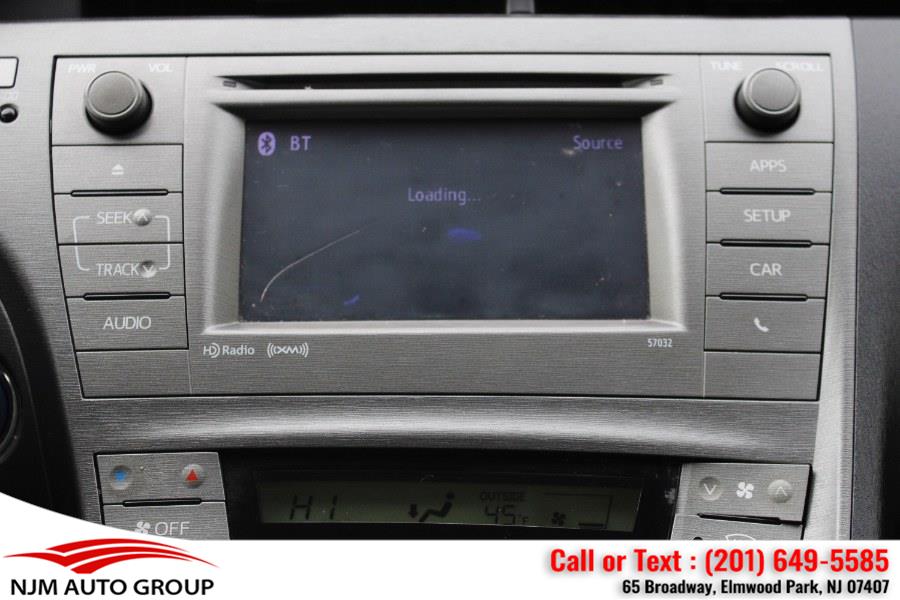 2012 Toyota Prius Two photo