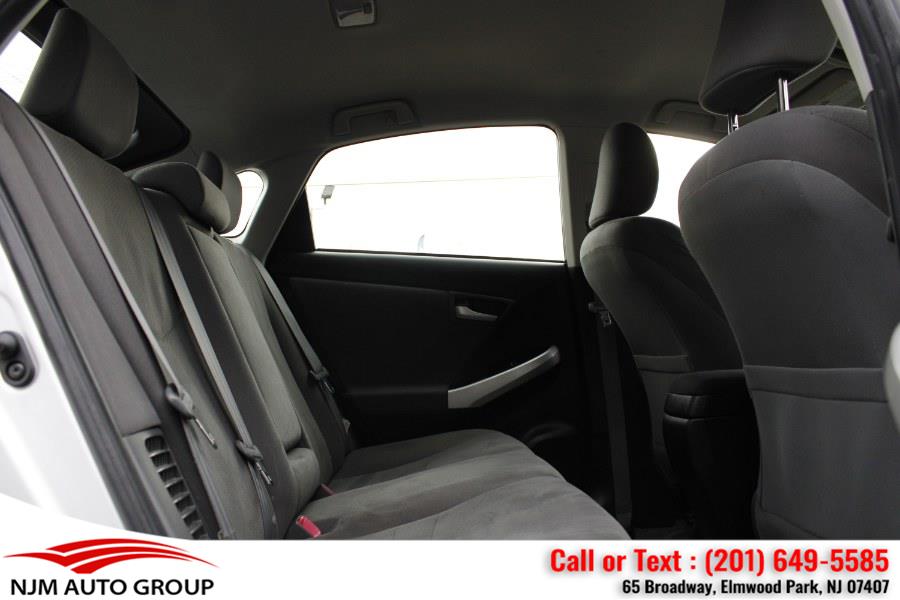2012 Toyota Prius Two photo