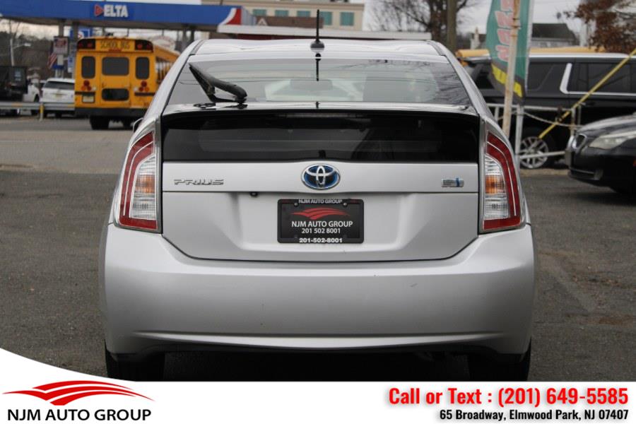 2012 Toyota Prius Two photo