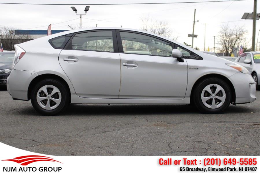 2012 Toyota Prius Two photo