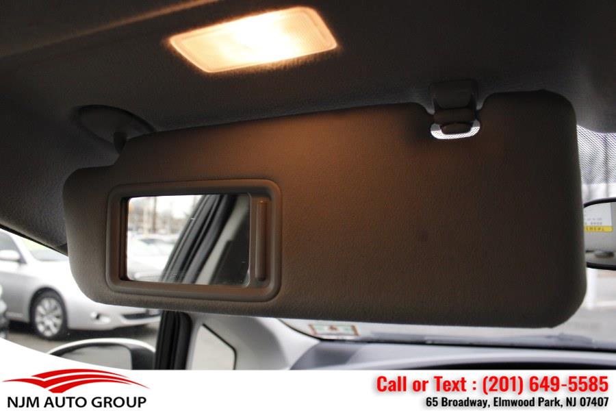 2012 Toyota Prius Two photo