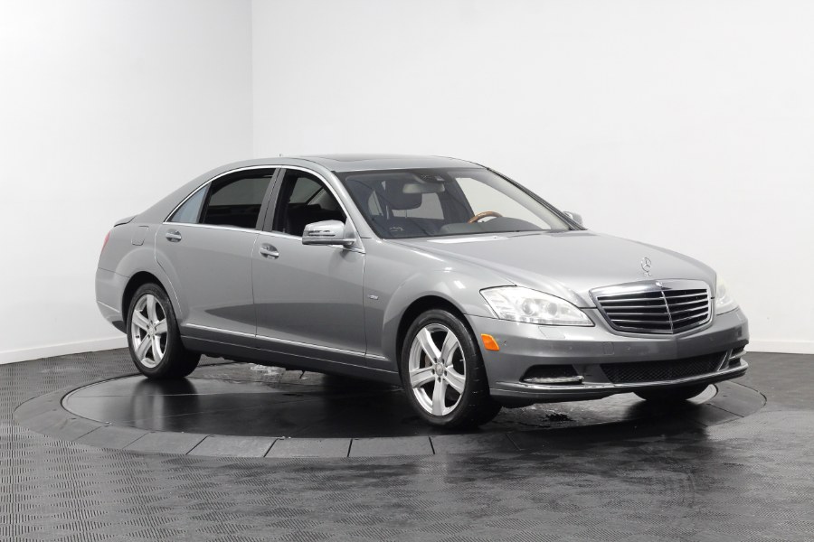 Iridium Silver Metallic 2012 Mercedes-Benz S-Class S 550 4MATIC Sedan All-Wheel Drive Automatic