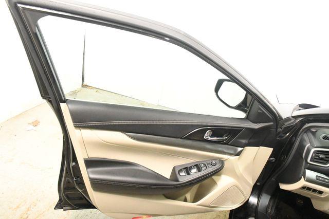 2020 Nissan Maxima 3.5 SV photo